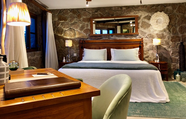 Very beautiful luxury double room hotel resort Seychelles